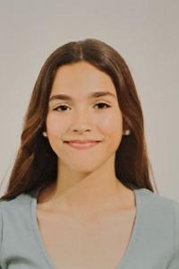 Claudia Estrela