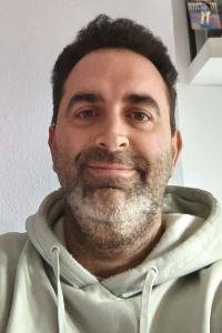 Victor Bolos