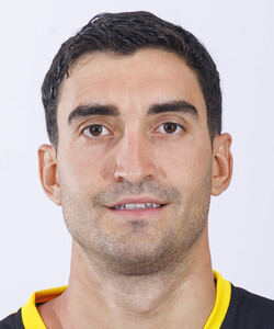 J. Fernández